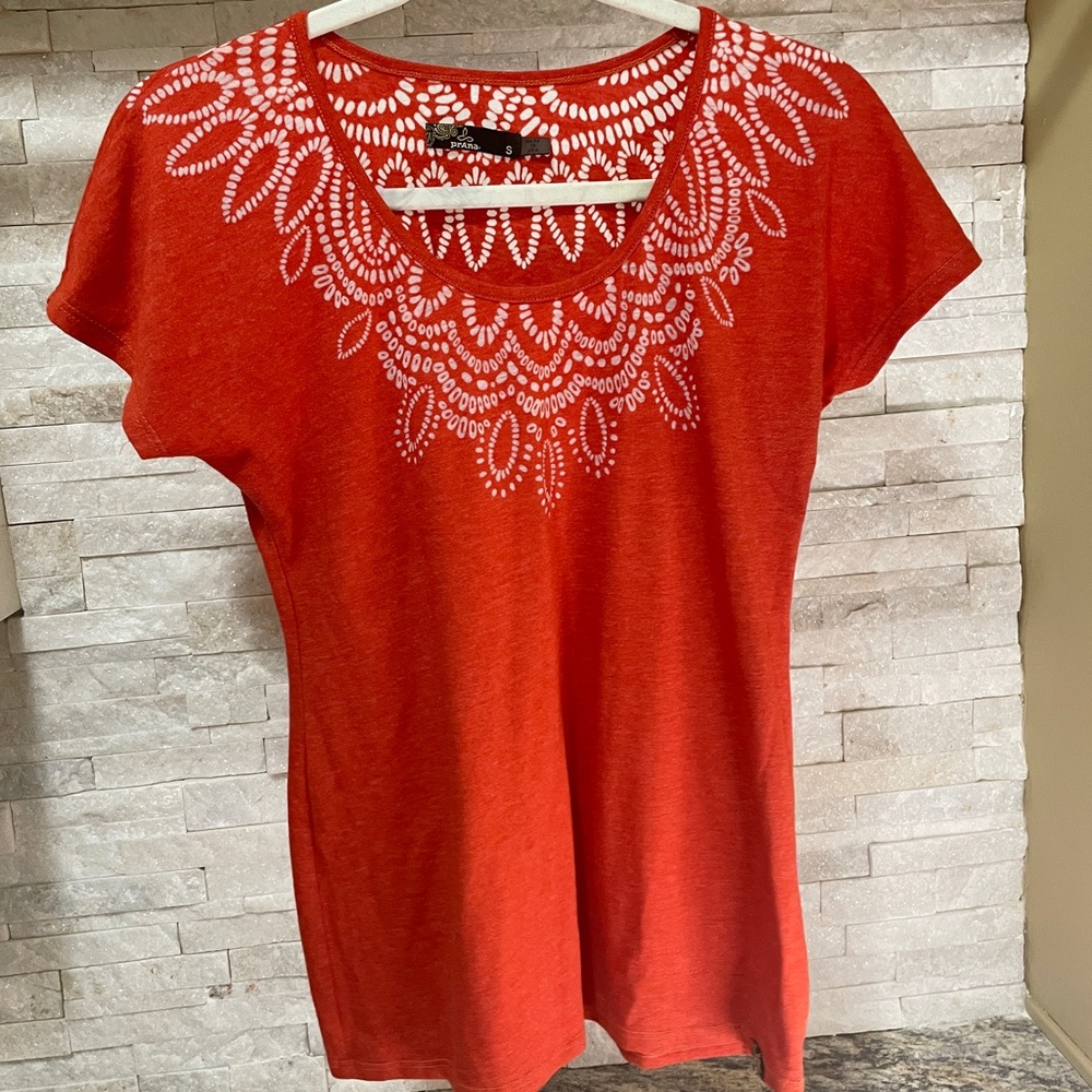 Prana “Breathe” Orange Design Top EUC Small